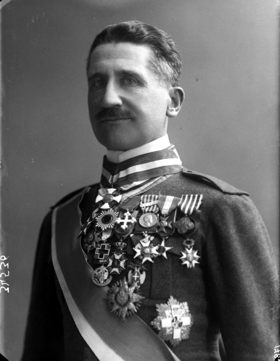 General Nicola Vacchelli (1870 - 1932). 